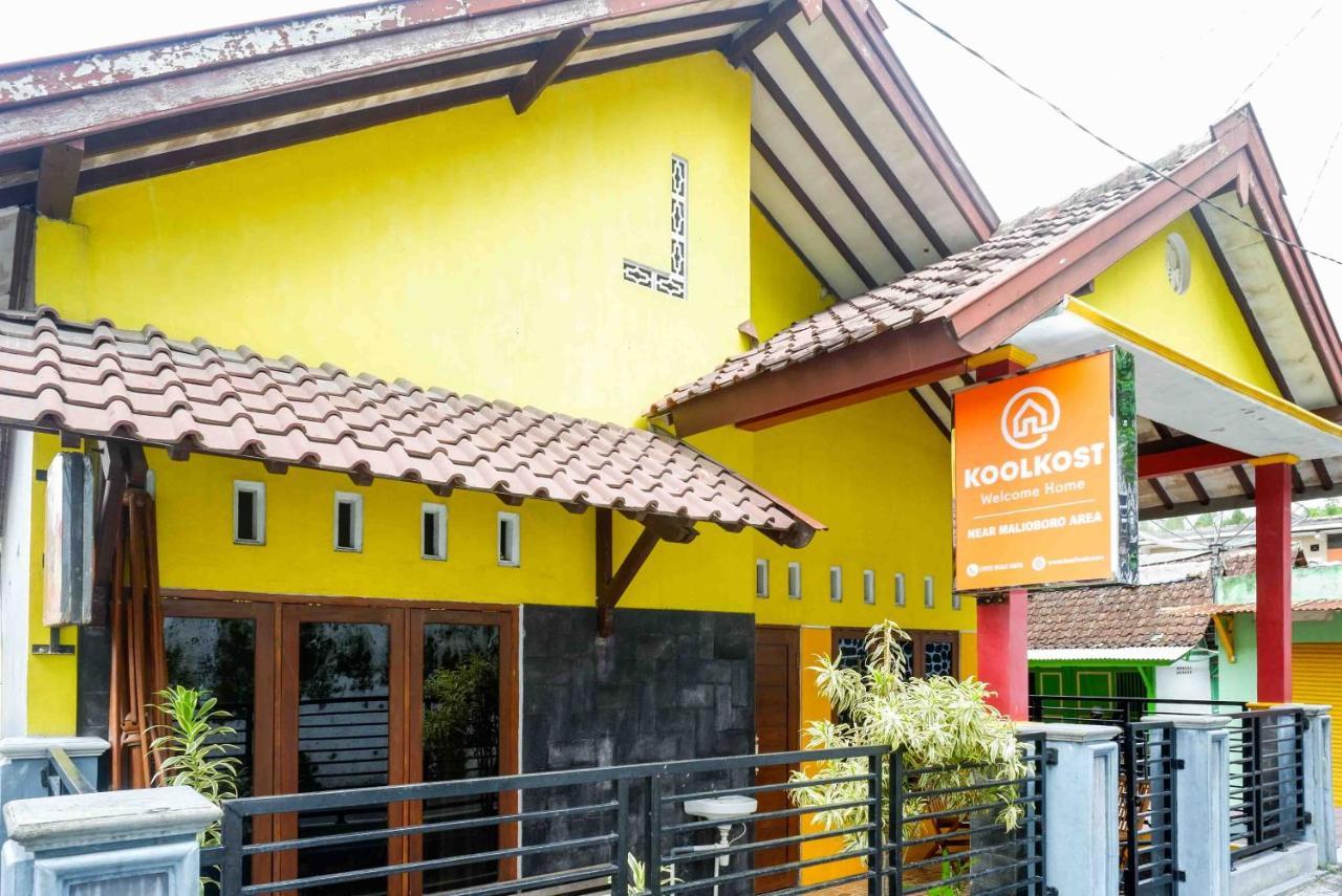 요그야카르타 Koolkost Syariah Near Malioboro Area 호스텔 외부 사진